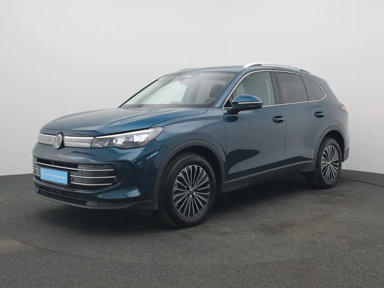 Volkswagen Tiguan Elegance 1.5eTSI DSG/ Pano, HDMatrix, AHK — Galerie du véhicule 2