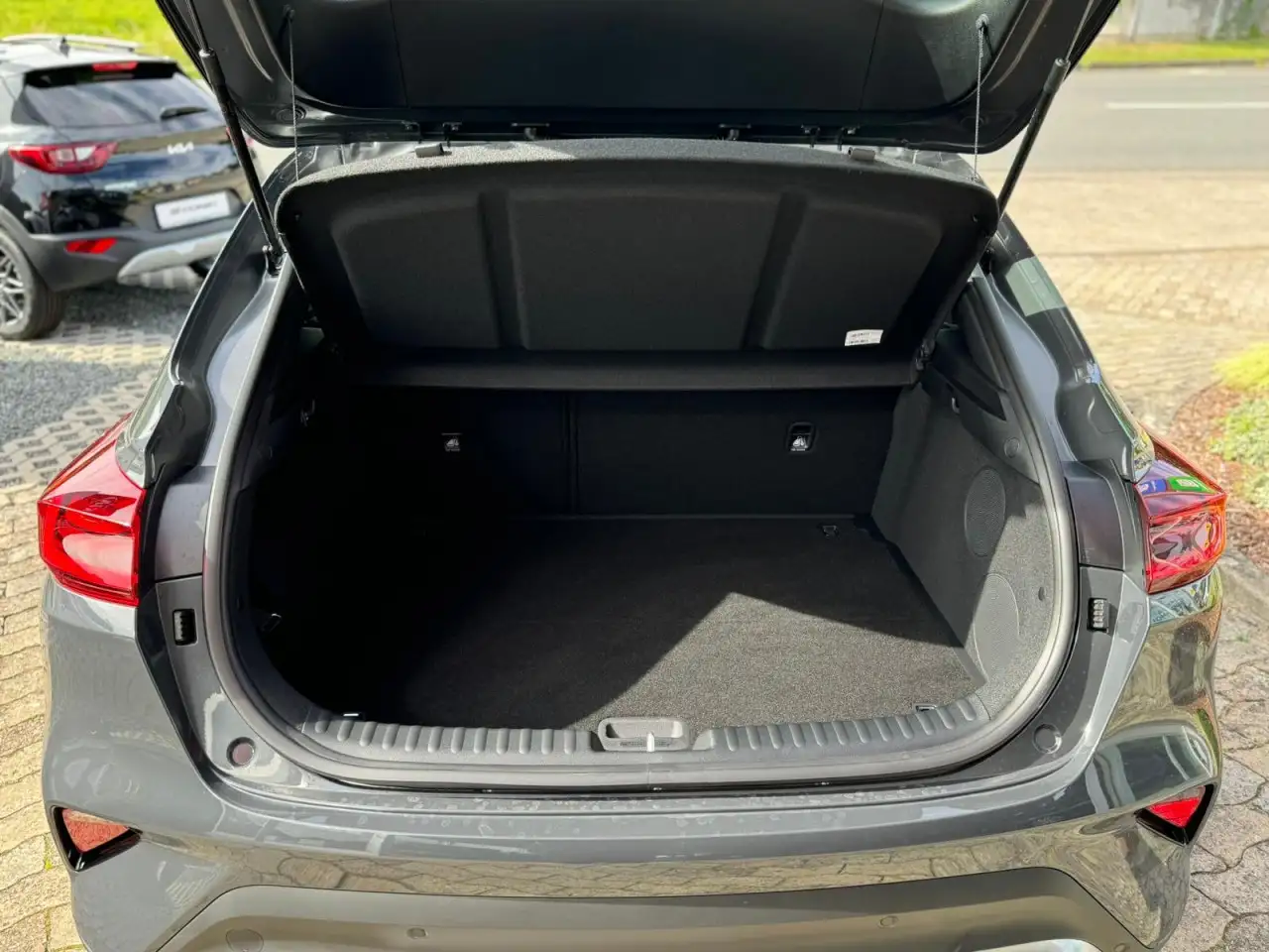 Kia XCeed 1.5 T-GDI Spirit Automatik Klima Navi — Galerie du véhicule 9