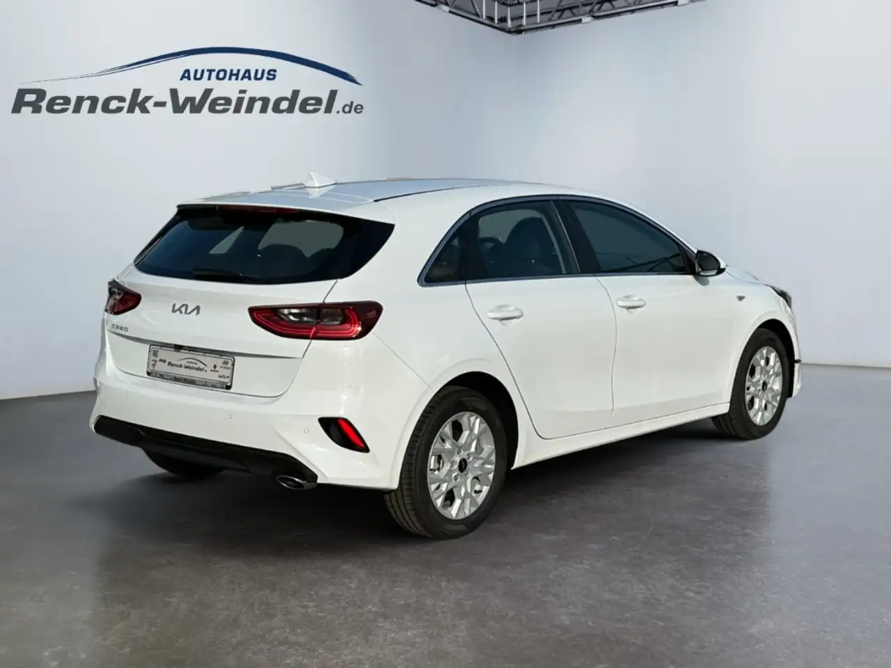 Kia Ceed / cee'd Vision Navi Klimaautom Kamera PDC Lichtsensor Appl — معرض صور السيارة 5