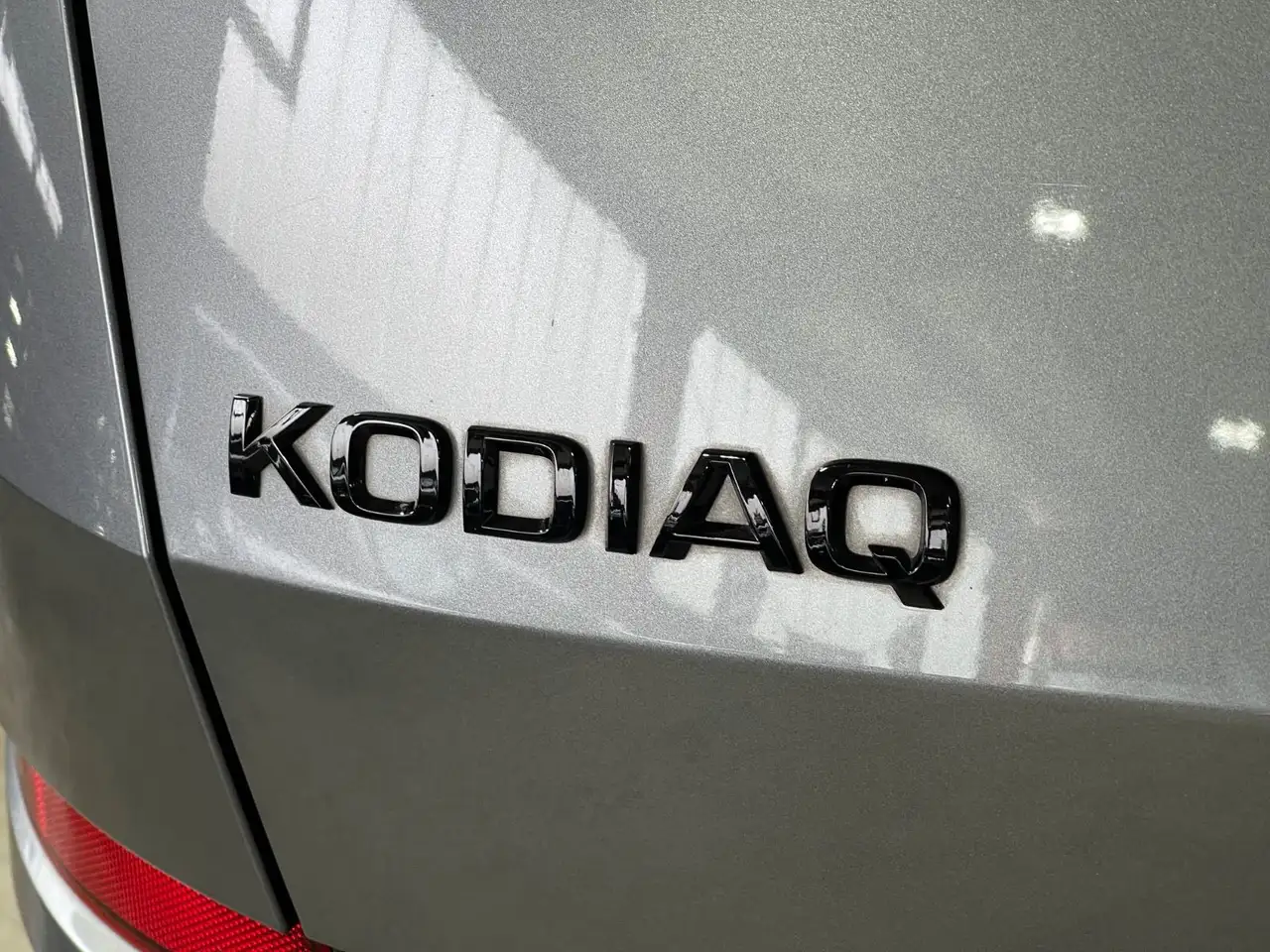 Skoda Kodiaq SPORTLINE+4x4+AHK+SHZ+KAMERA+MATRIX LED+GARANTI — Galería del vehículo 40