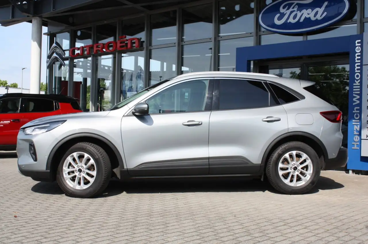 Ford Kuga Kuga 1,5 150PS Titanium LED, 360° Kamera, SYNC4 — معرض صور السيارة 2