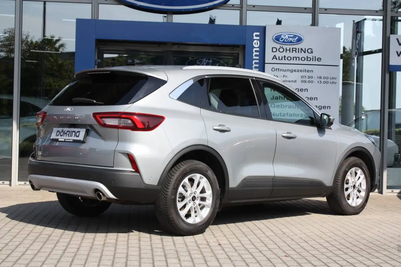 Ford Kuga Kuga 1,5 150PS Titanium LED, 360° Kamera, SYNC4 — معرض صور السيارة 3