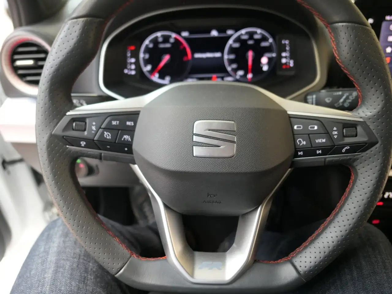 SEAT Ibiza FR-Line*Navi*LM*dig.Cockpit*Rückfahrkamera — معرض صور السيارة 10