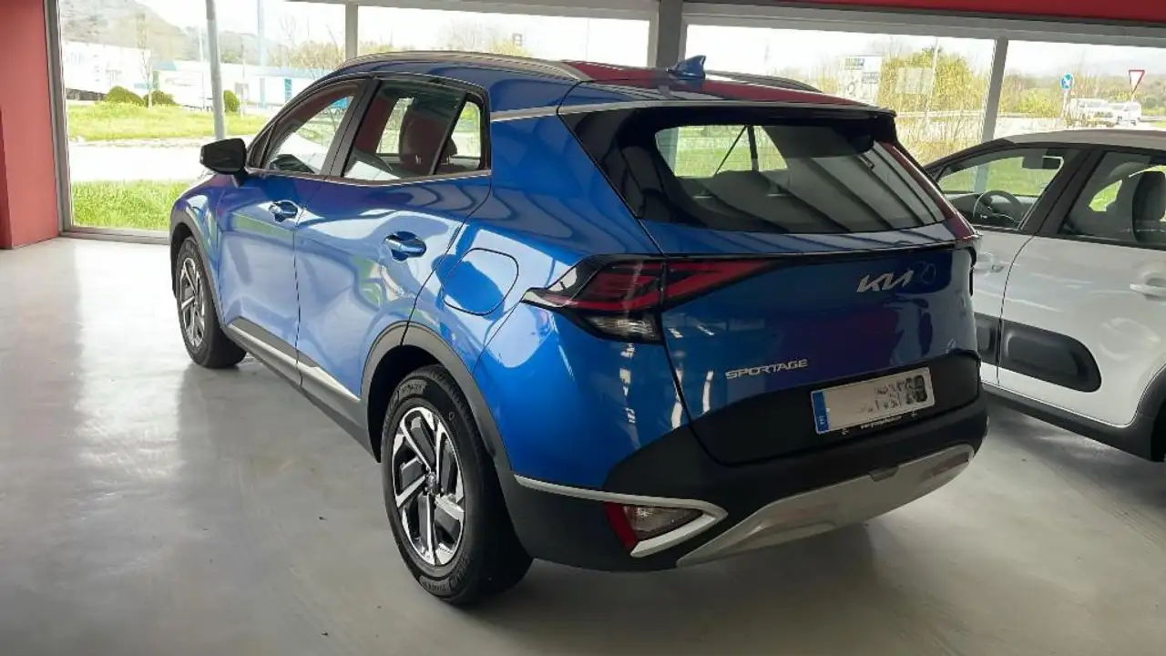 Kia Sportage 1.6 T-GDi MHEV Drive 150 — Galería del vehículo 3