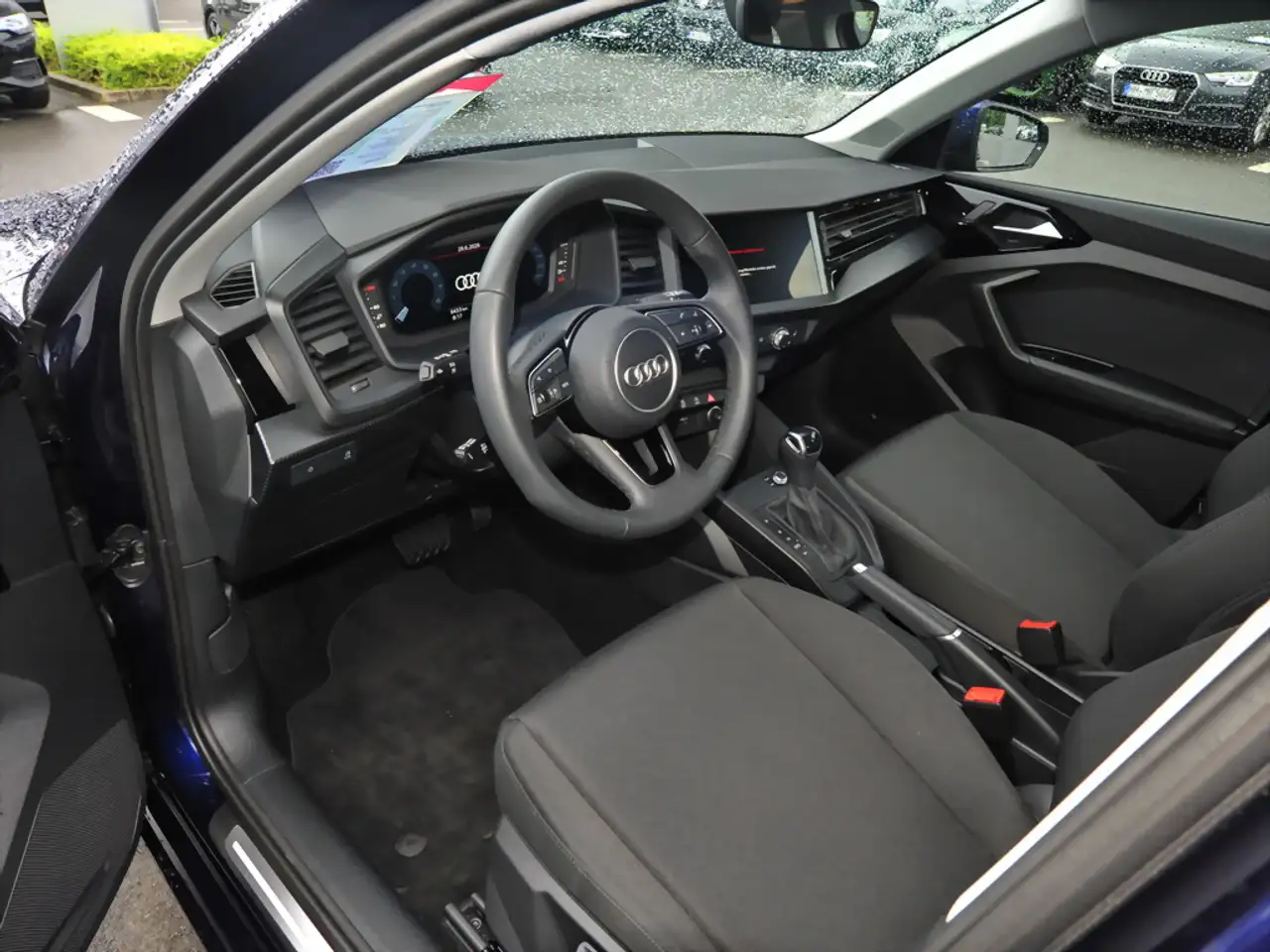 Audi A1 Sportback 25 TFSI advanced S tronic Virtual SHZ — معرض صور السيارة 10