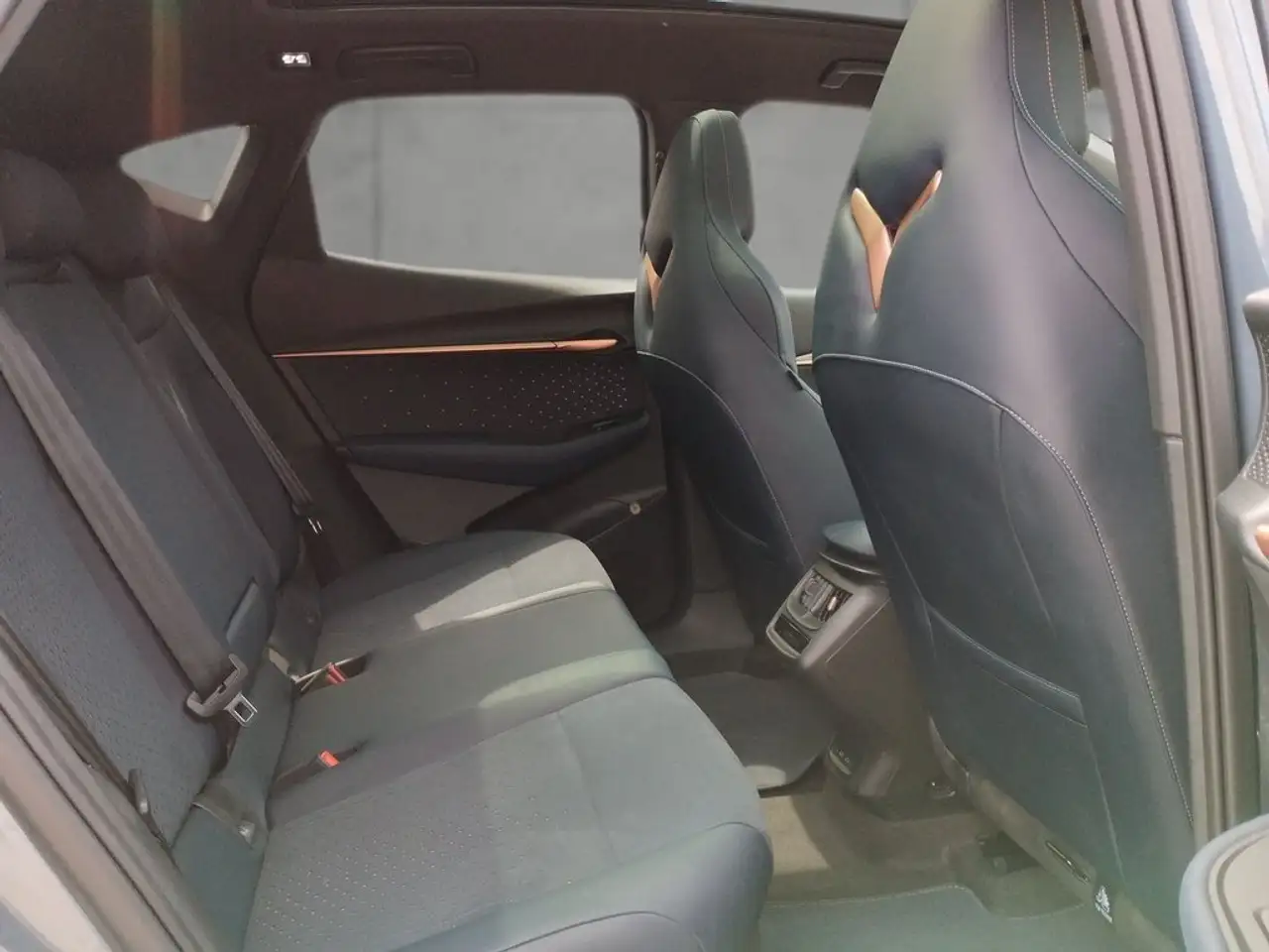 CUPRA Tavascan 77kWh 250kW VZ AWD — معرض صور السيارة 6