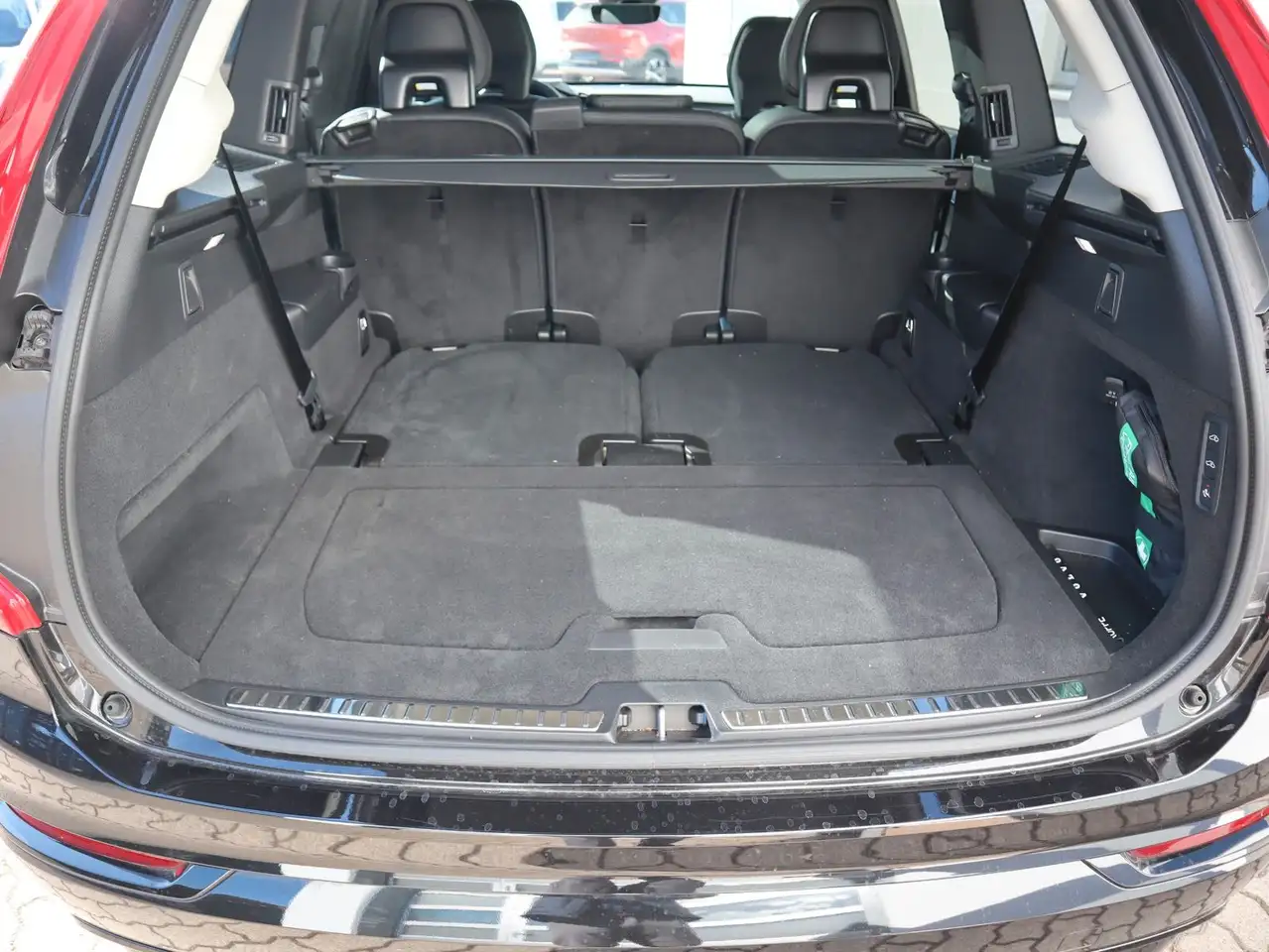Volvo XC90 T8 Plus Dark Rech Plug Hybrid AWD*Luft*AHK* — Galerie du véhicule 13