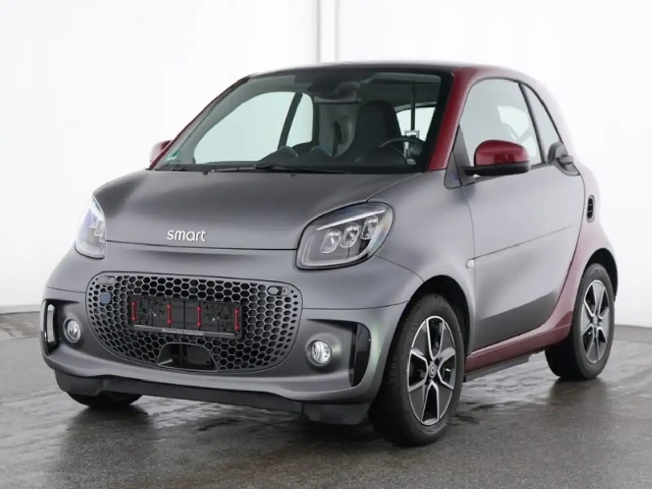 smart forTwo EQ Passion Exclusive 22 kW JBL Kamera LED — معرض صور السيارة 2