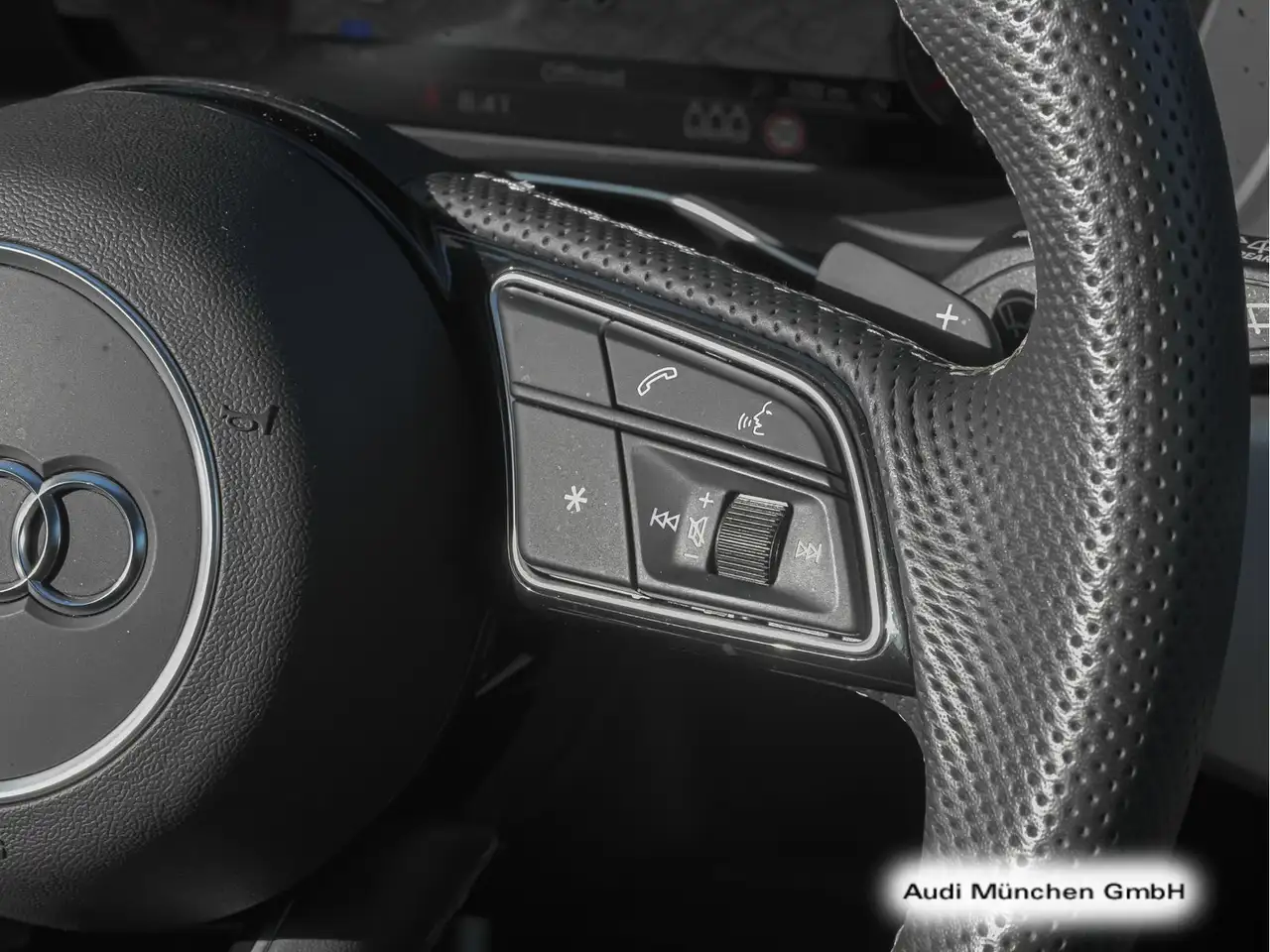 Audi A4 40 TFSI qu. S tronic S line Virtual+/Ma — Galerie du véhicule 22