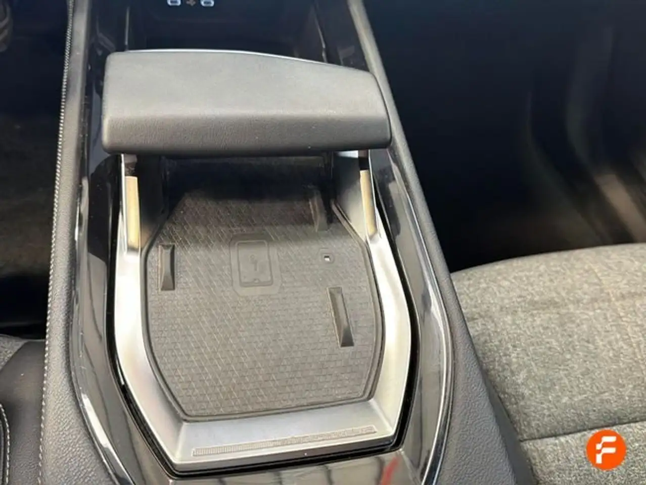Renault Espace Iconic E-Tech full hybrid 146kW 7p — Galerie du véhicule 24