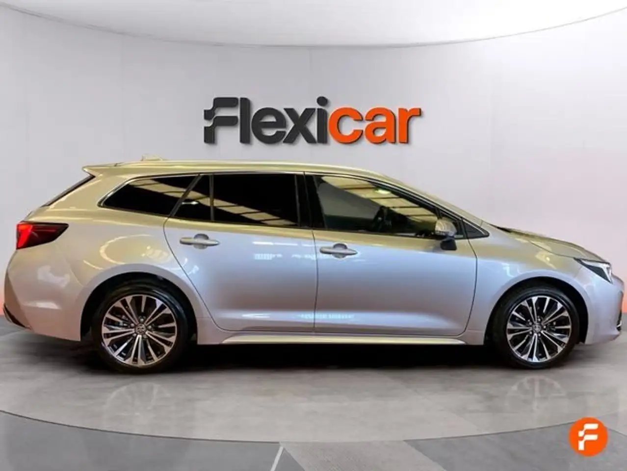 Toyota Corolla Touring Sports 140H Active Plus — Galerie du véhicule 9
