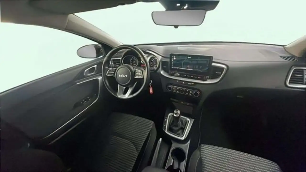 Kia XCeed 1.0 T-GDi Drive — Galería del vehículo 11