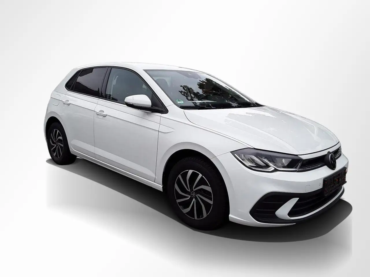 Volkswagen Polo 1.0TSI Life DSG LED RearView ACC Sitzheizung — Galería del vehículo 10