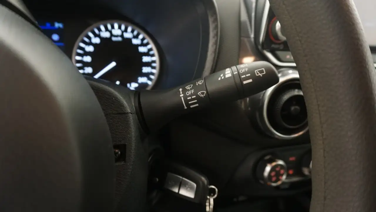 Nissan Juke 1.0 DIG-T Acenta 4x2 114 — Galería del vehículo 15