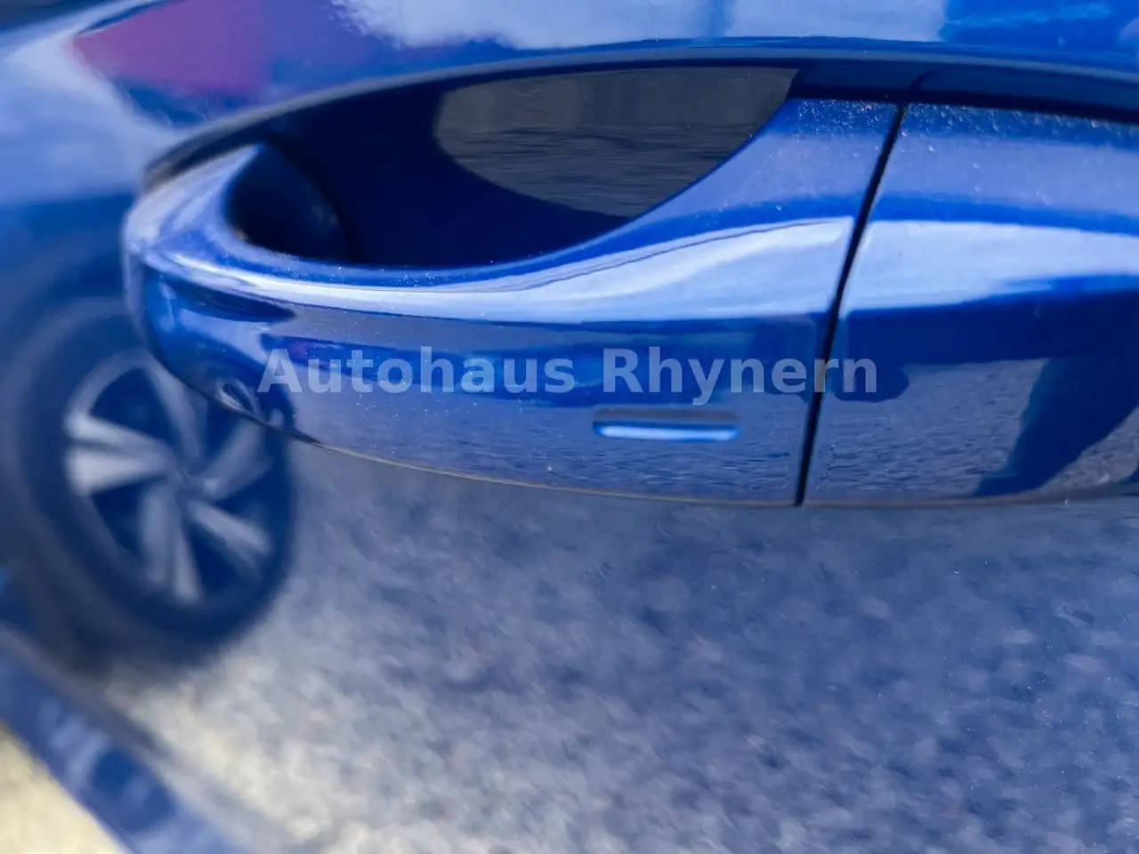 Volkswagen T-Roc 1.5 TSI 110kW DSG R-Line — معرض صور السيارة 33