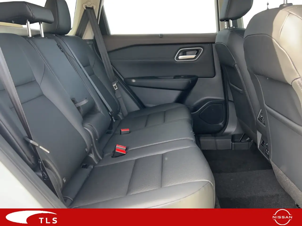 Nissan X-Trail Tekna 163 PS Automatik HUD Navi Memory Sitze 360 K — Galerie du véhicule 17