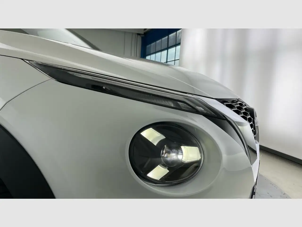 Nissan Juke 1.0 DIG-T N-Connecta 4x2 DCT 7 84kW — Vehicle gallery 40
