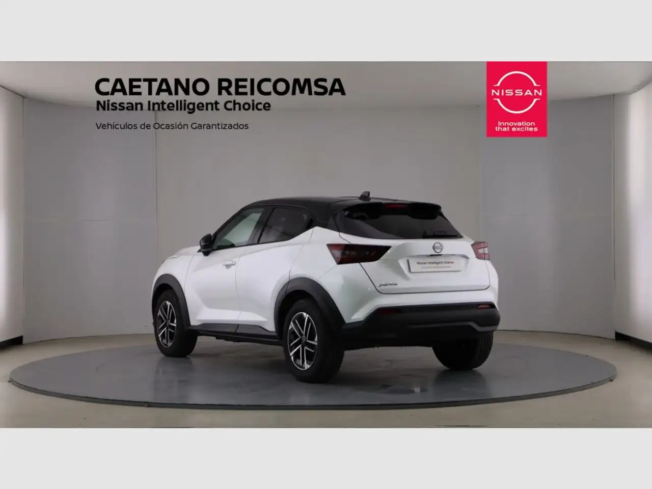 Nissan Juke 1.0 DIG-T N-Connecta 4x2 DCT 7 84kW — Vehicle gallery 5