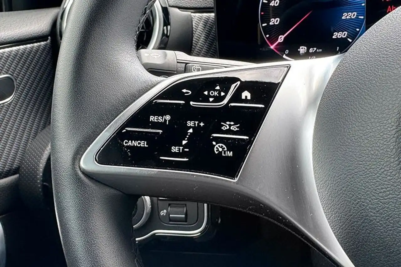 Mercedes-Benz A 180 A A 180 — Galería del vehículo 9