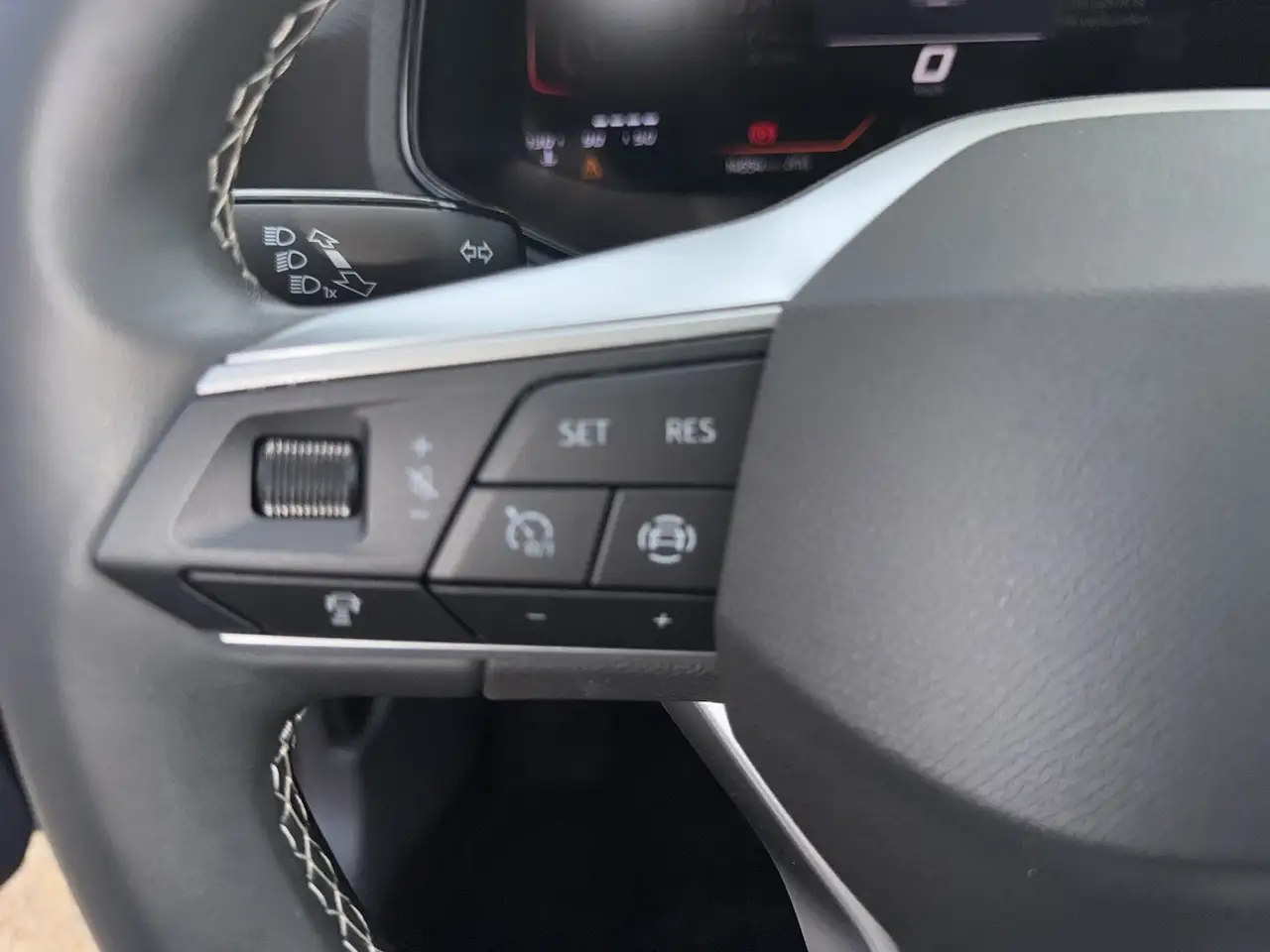 SEAT Ibiza Style 40th Annivers.*LED/Navi-App/Kamera/Keyless* — Galería del vehículo 30