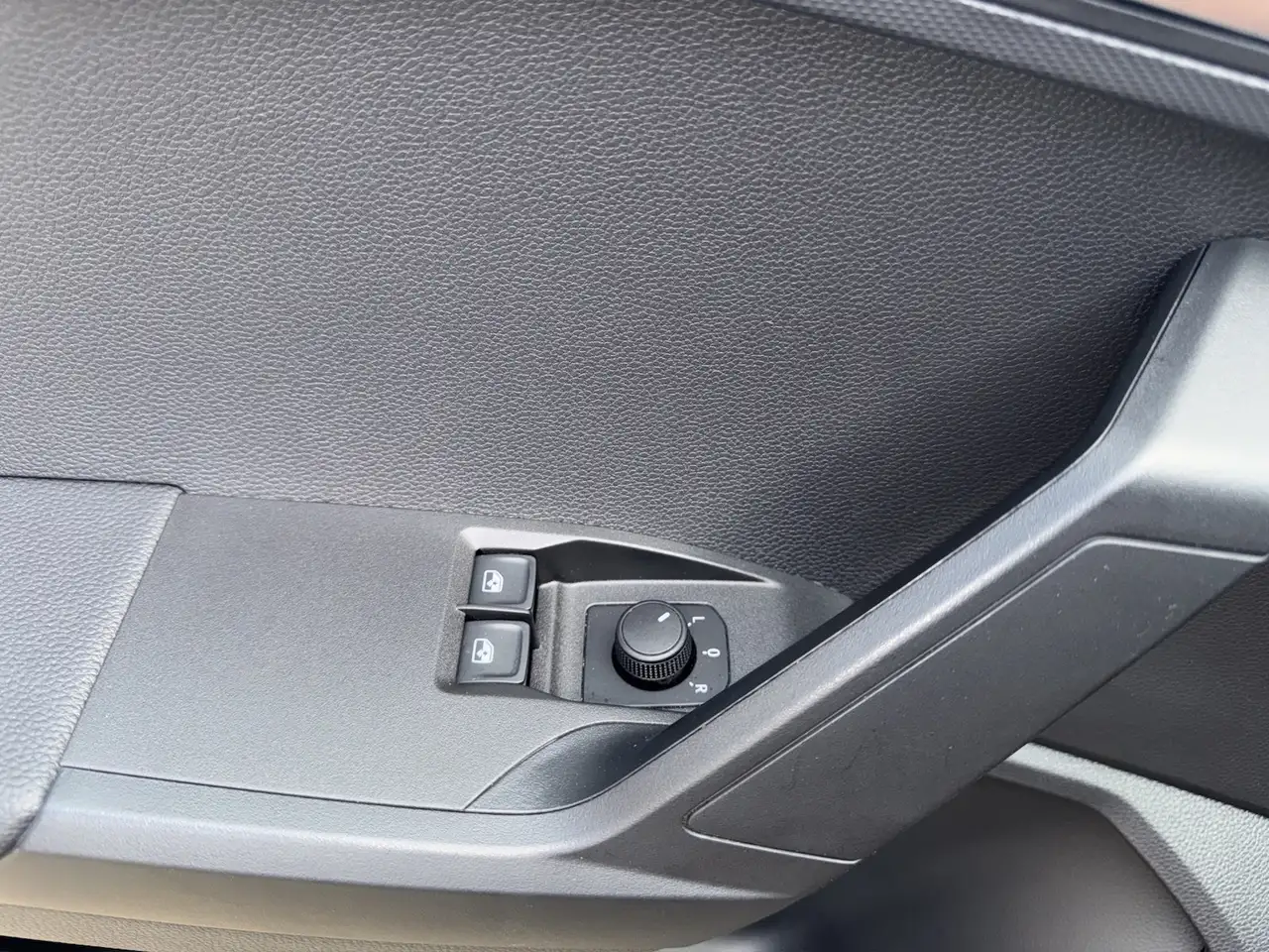 SEAT Ibiza Style 40th Annivers.*LED/Navi-App/Kamera/Keyless* — Galería del vehículo 13