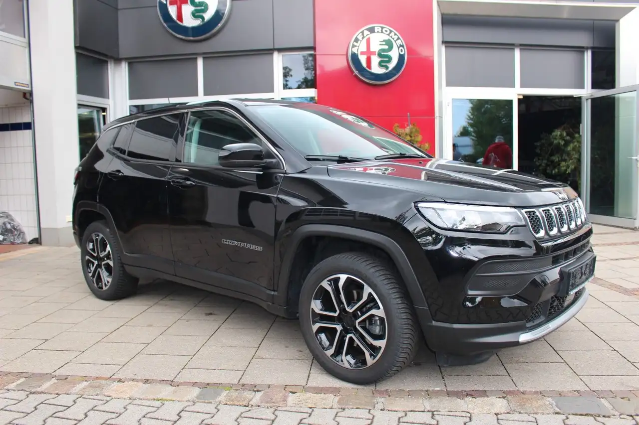 Jeep Compass Premium/Winter Paket Mild-Hybrid FWD — معرض صور السيارة 3