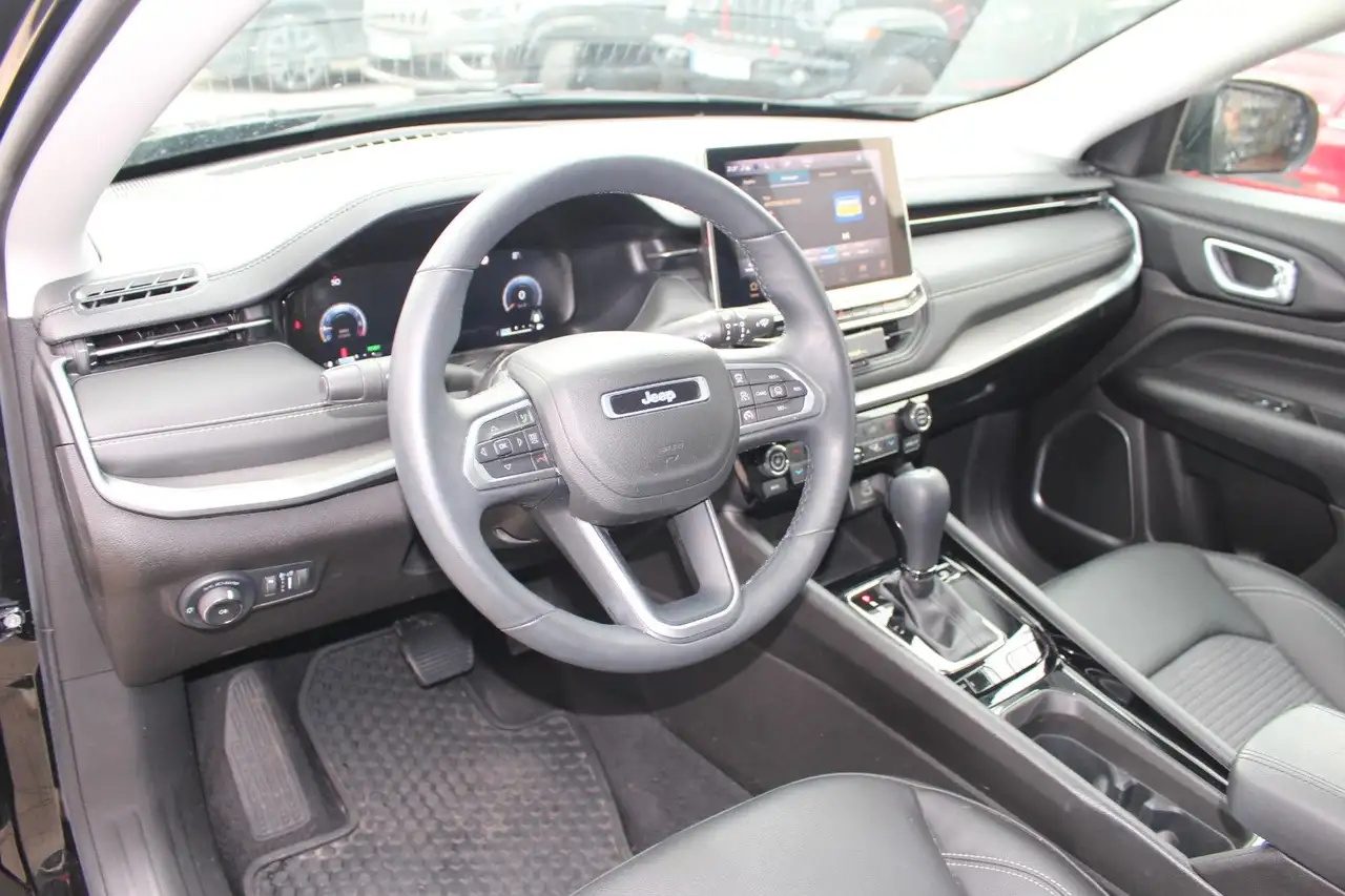 Jeep Compass Premium/Winter Paket Mild-Hybrid FWD — معرض صور السيارة 12