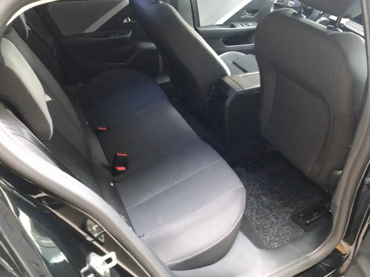 Opel Astra L 1.2 Turbo Enjoy *HU AU NEU* — Galerie du véhicule 19
