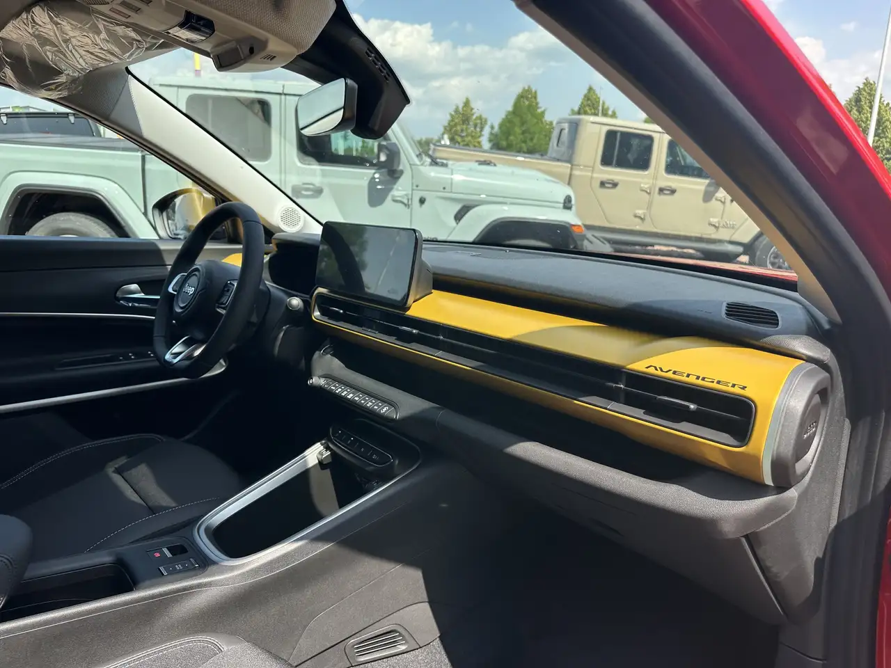 Jeep Avenger Summit Electric — معرض صور السيارة 10