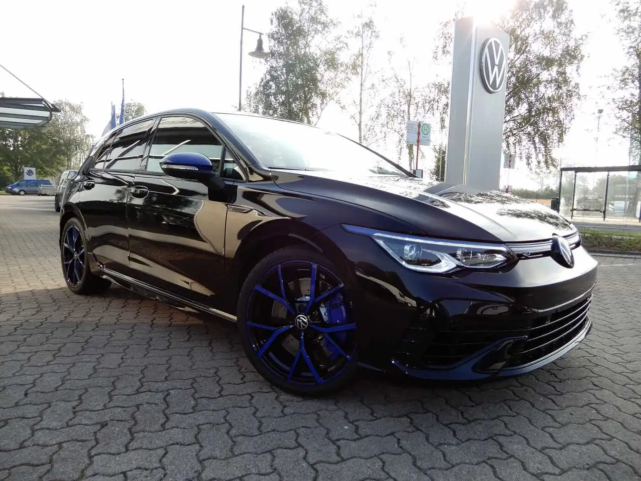 Volkswagen Golf VIII 2.0 TSI 4Motion DSG R 20 Years — Galerie du véhicule 5