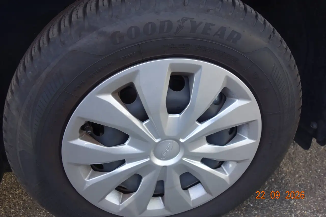 Ford Tourneo Courier Tourneo Courier 1.0 EcoBoost Aut. TREND — معرض صور السيارة 7