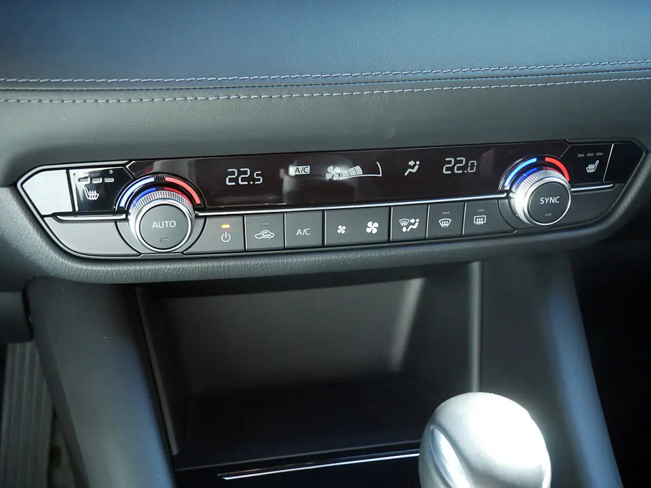 Mazda 6 Kombi 2.0 SKYACTIV-G 165 Center-Line 360° — معرض صور السيارة 14