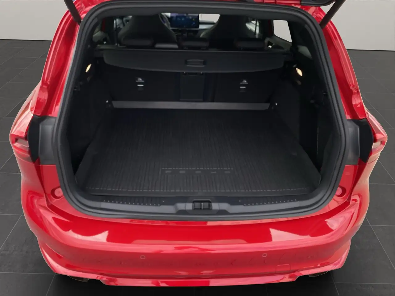 Ford Focus ST 2.3 EcoBoost X — Galería del vehículo 9