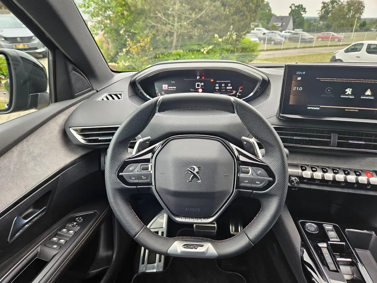 Peugeot 5008 GT AT NAVI Full-LED 7-Sitzer el.Heckkl. BlackPaket — معرض صور السيارة 15