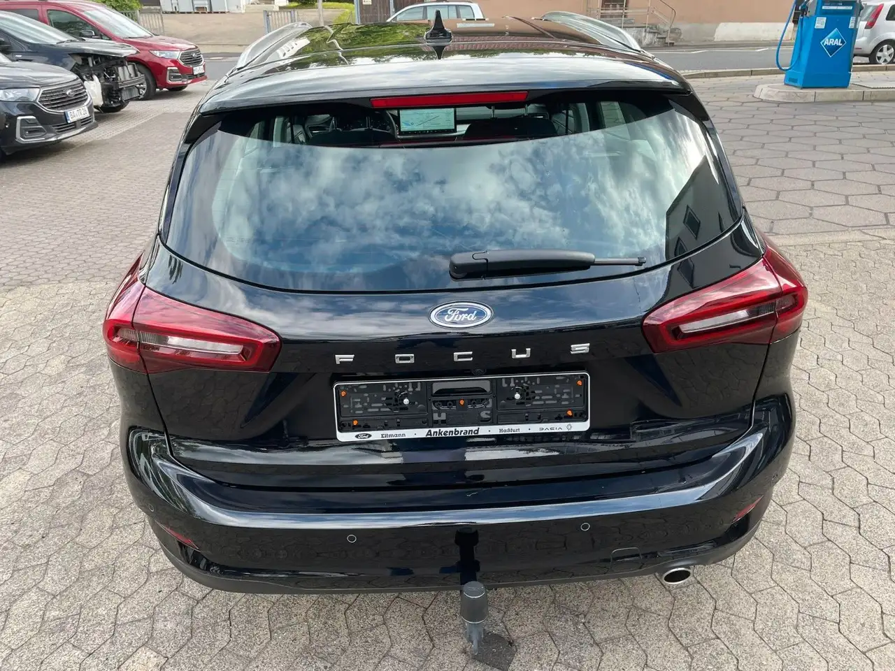 Ford Focus Turnier Titanium 125PS*AHK*SHZ*RFK*LM — معرض صور السيارة 5
