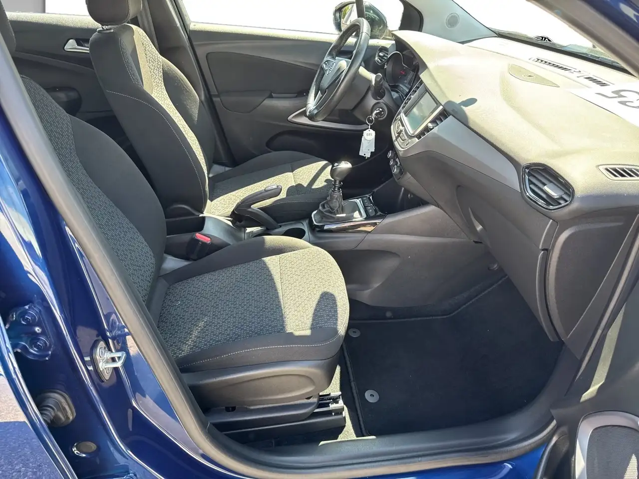 Opel Crossland Enjoy 1.2 T-Direct Injection 110PS MT — Galería del vehículo 10