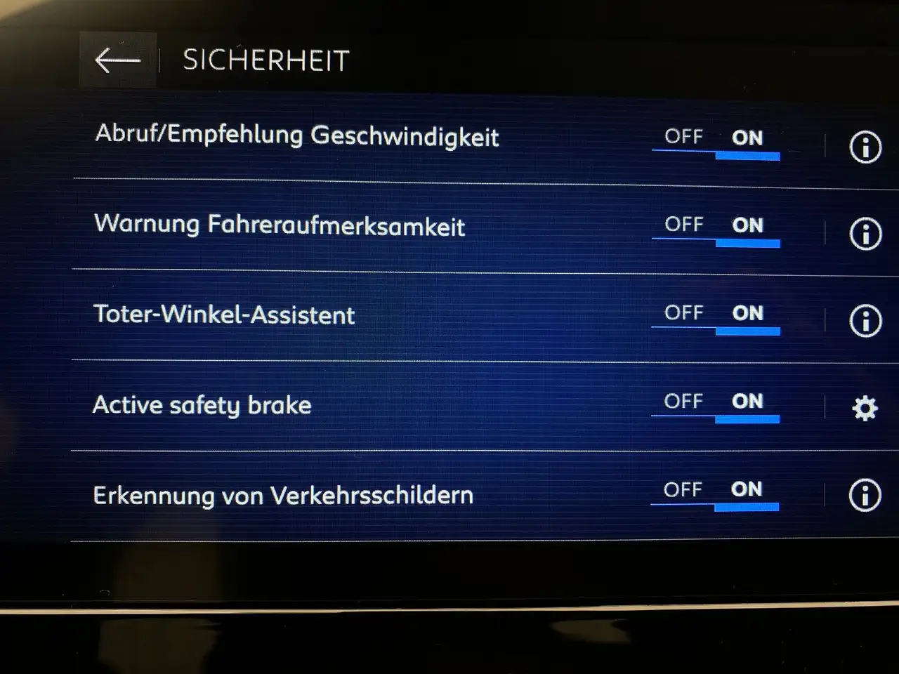 Opel Corsa F 1.2 Edition LED Winterpaket Navigation — Vehicle gallery 22