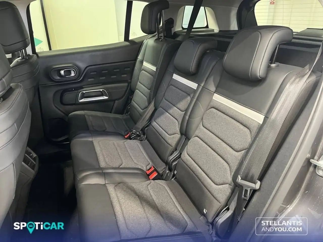 Citroen C5 Aircross HYBRID 100kW (136CV) e-DCS6 Plus — معرض صور السيارة 10