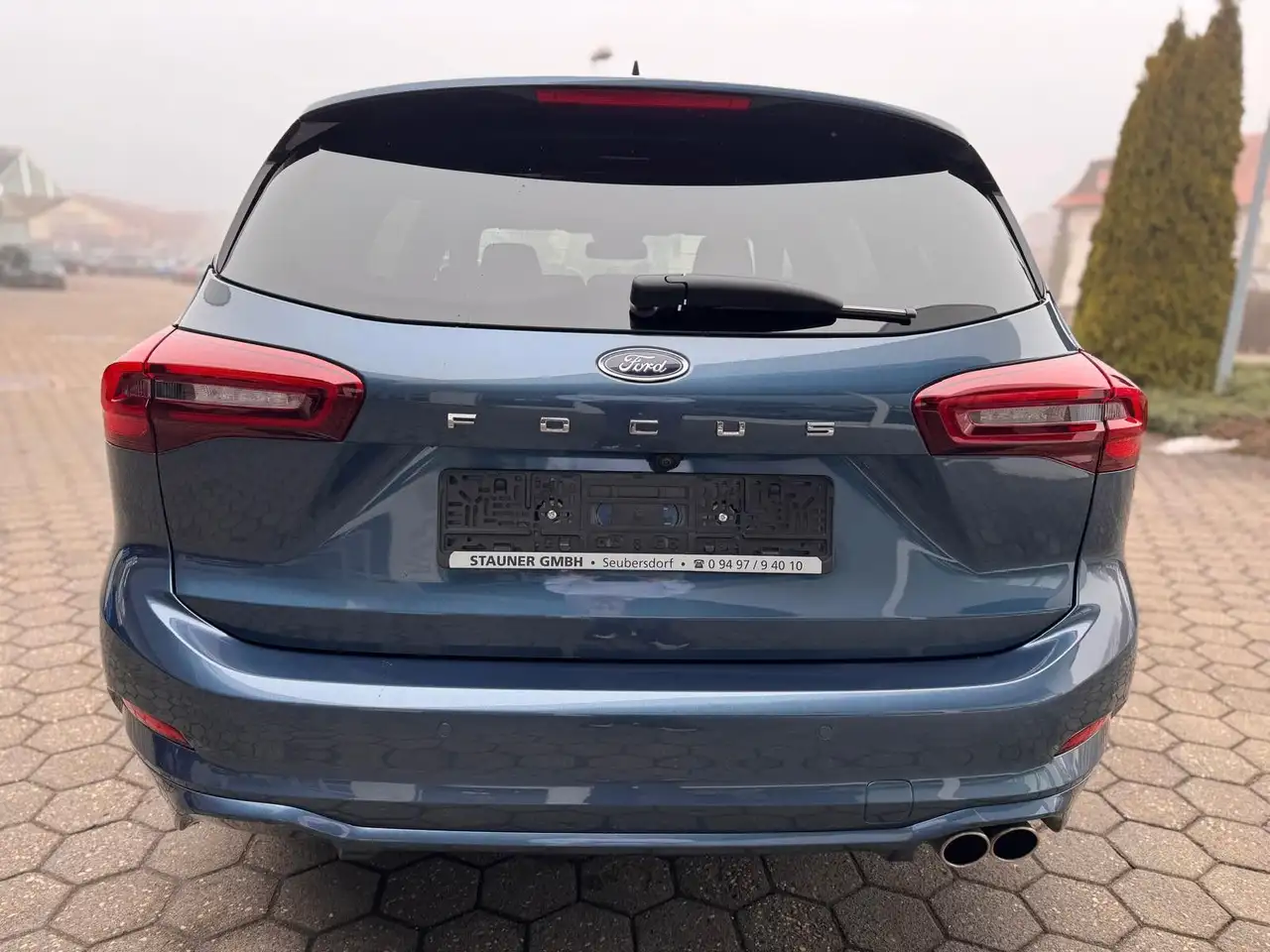 Ford Focus Turnier 1.0 ST-Line X AHK KAMERA LED SHZ — معرض صور السيارة 6