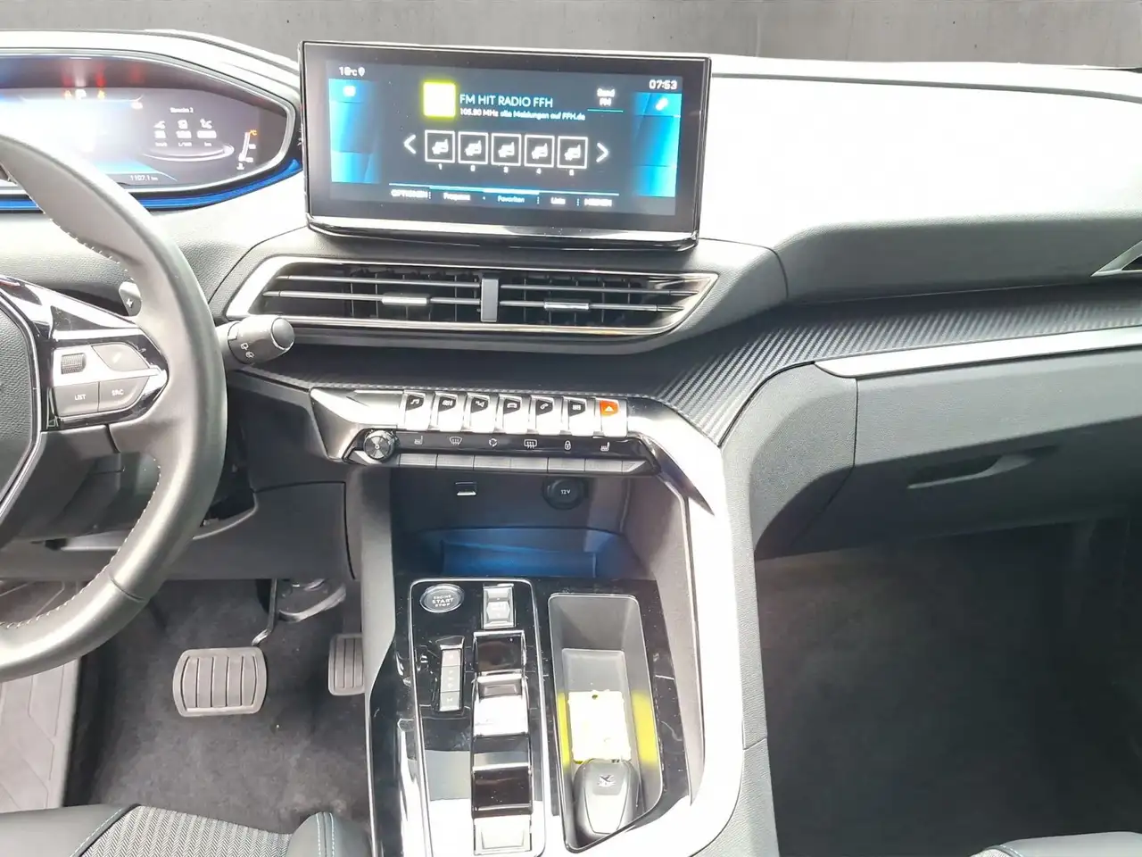 Peugeot 3008 Allure Pack 130 EAT8 — Galerie du véhicule 15