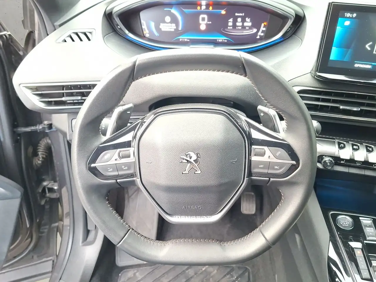 Peugeot 3008 Allure Pack 130 EAT8 — Galerie du véhicule 10