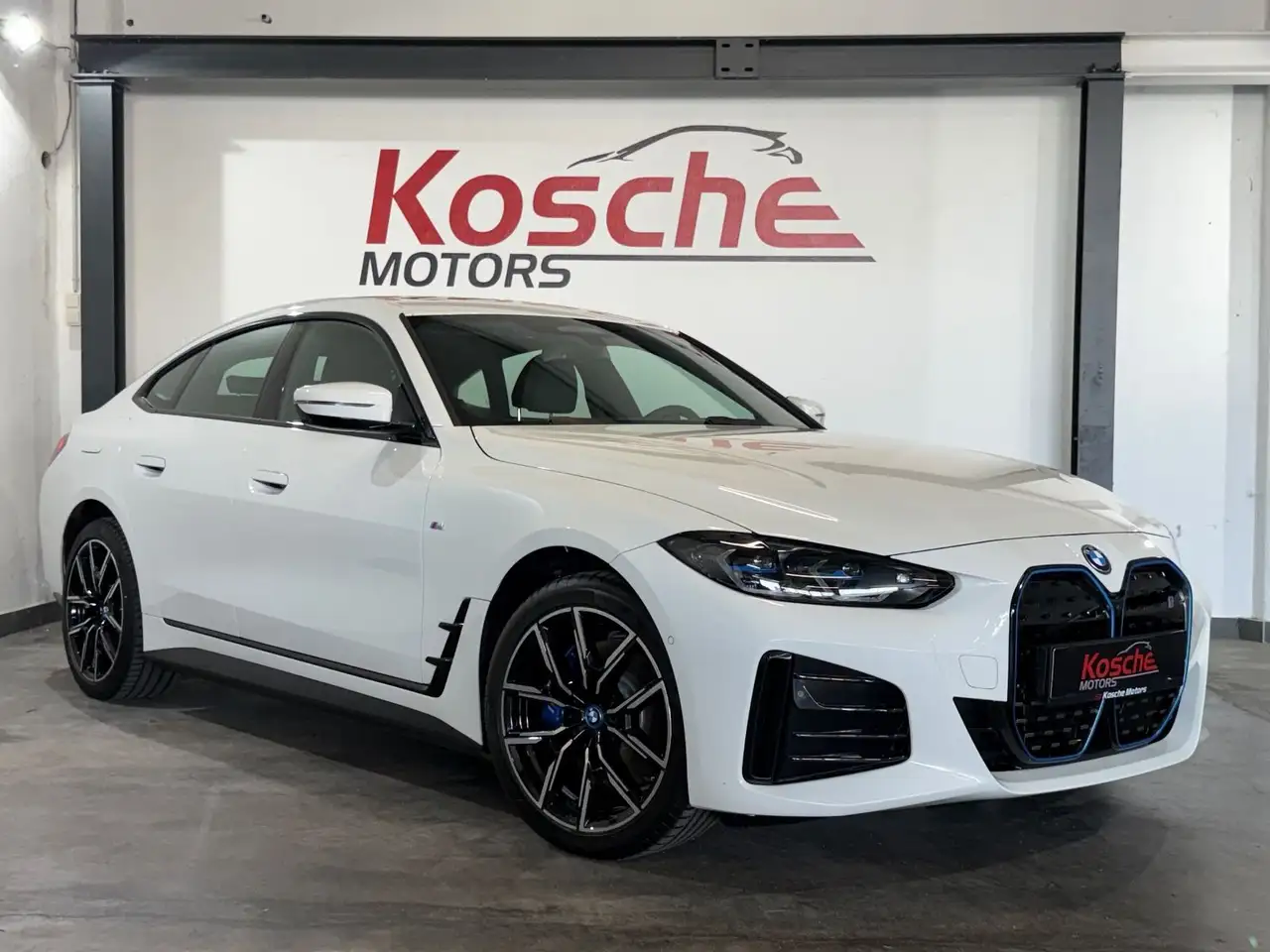 BMW i4 Gran Coupe 40 eDrive M Sportpaket Laser Pano — Neuwied