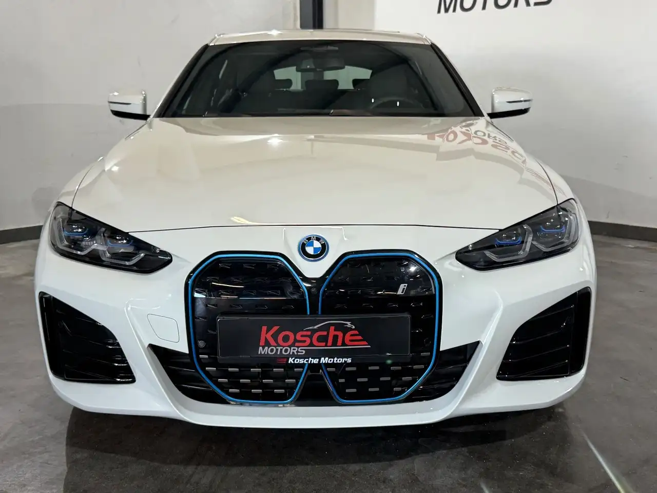 BMW i4 Gran Coupe 40 eDrive M Sportpaket Laser Pano — Galerie du véhicule 3
