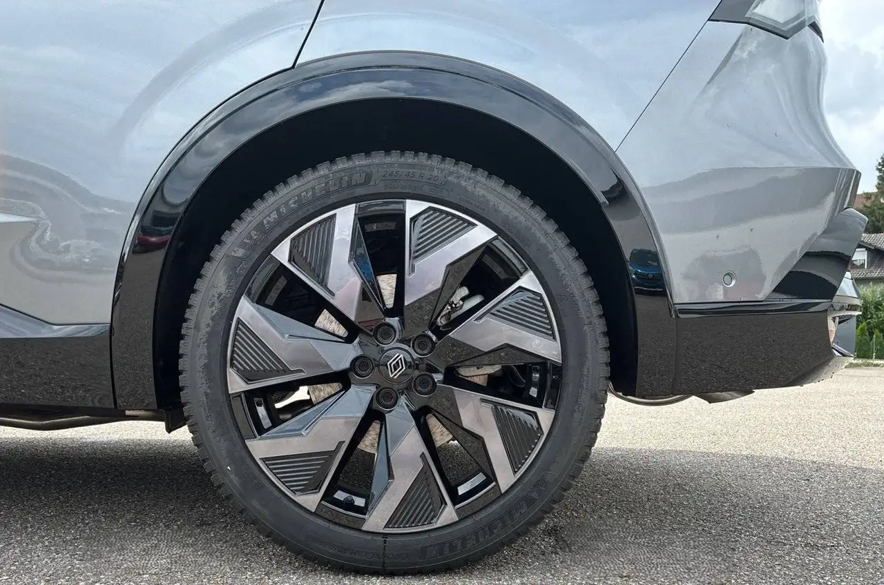 Renault Rafale 200 E-Tech Full Hybrid Esprit Alpine — معرض صور السيارة 13