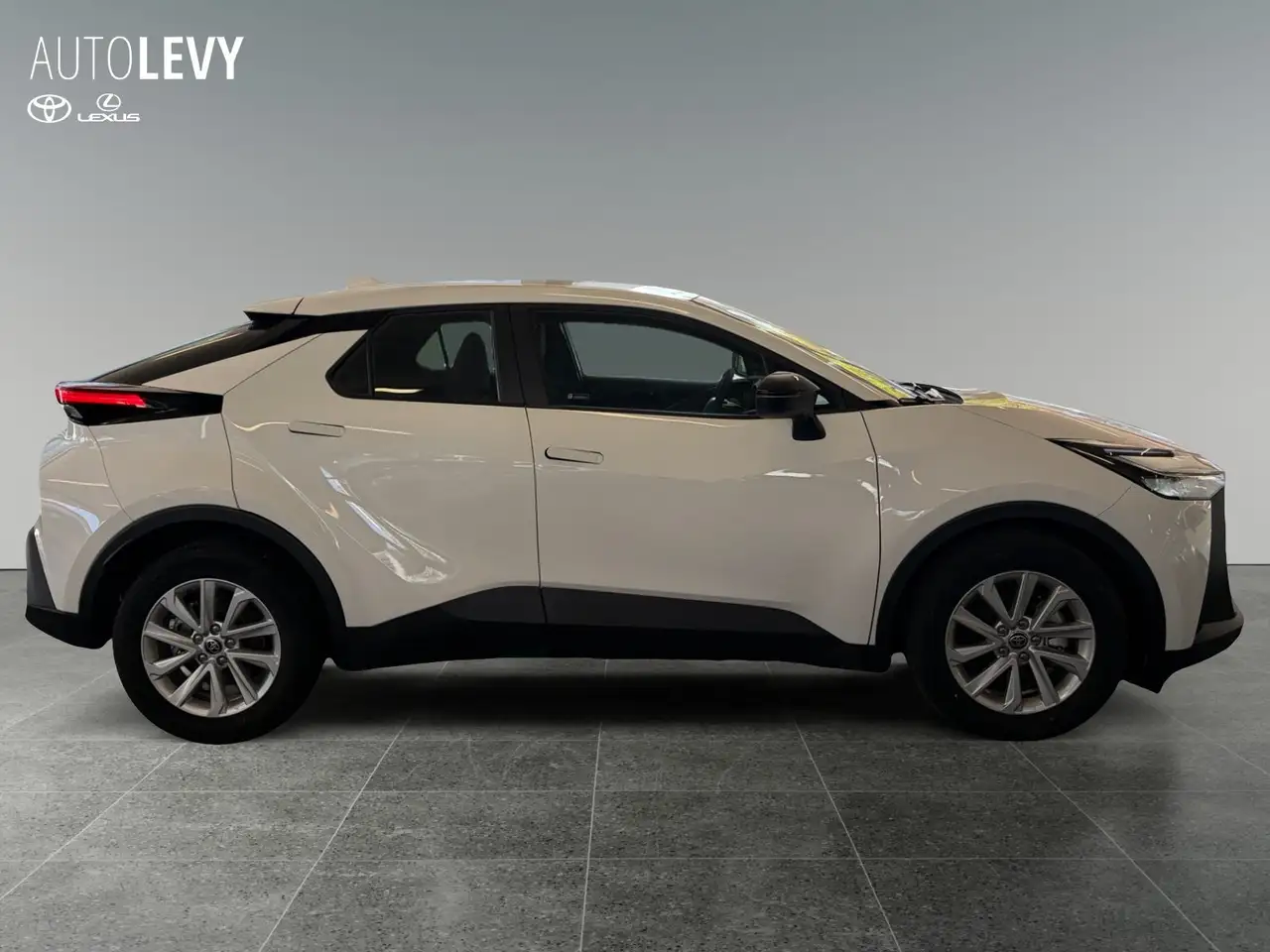 Toyota C-HR 1.8 Hybrid Flow CARPLAY — معرض صور السيارة 7