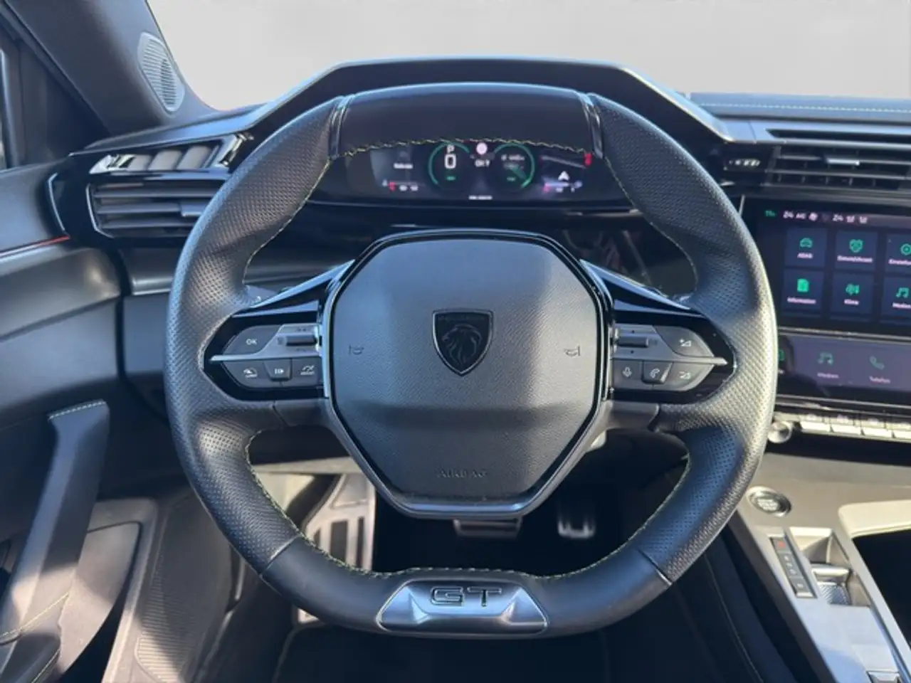 Peugeot 308 GT 1.2 PureTech +MATRIX+360°CAM+SHZ+NAVI+LHZ+ — Galería del vehículo 13