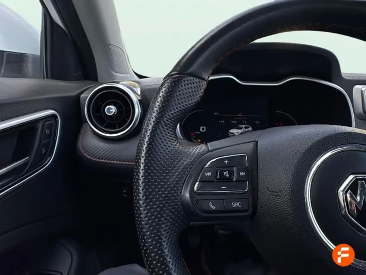MG ZS 1.5 Luxury — معرض صور السيارة 16
