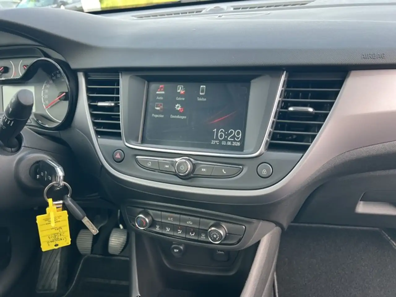 Opel Crossland X Crossland (x) Enjoy 1.2 ALLWETTER LED PDC CARPL... — Galerie du véhicule 12