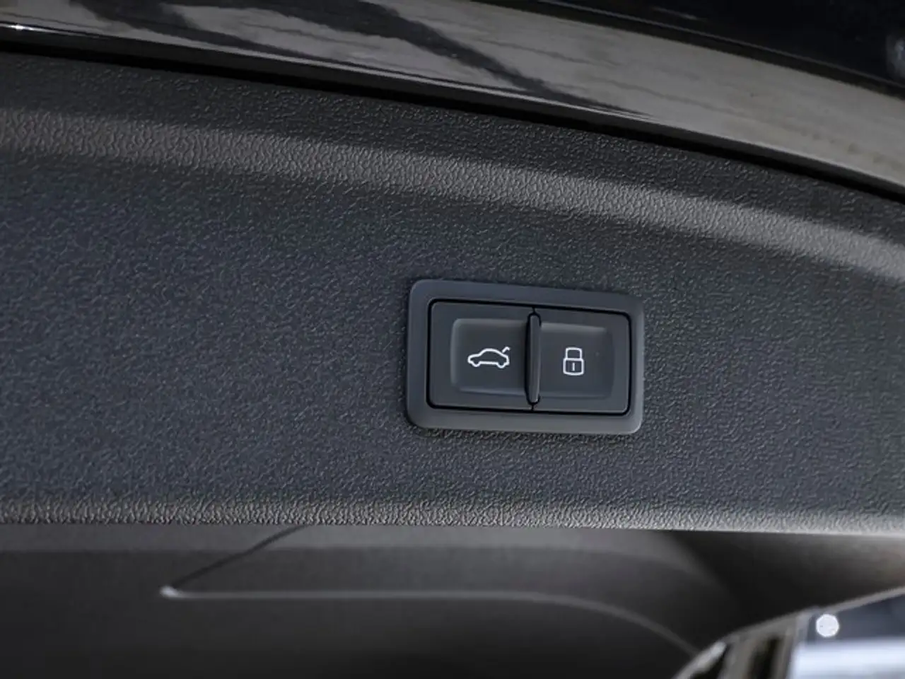 Audi A3 Sportback 40 TFSI quattro S line Matrix LED Pan... — Galería del vehículo 14