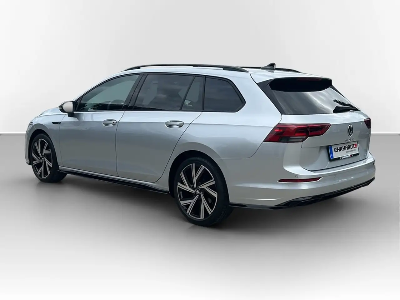 Volkswagen Golf VIII Variant 1.5 eTSI DSG R-Line LED*NAV*SHZ*AC... — Galería del vehículo 7